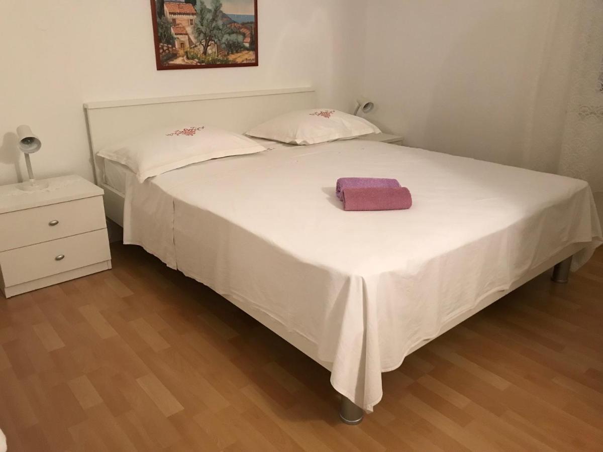 Maria Apartments Vodice Exteriör bild