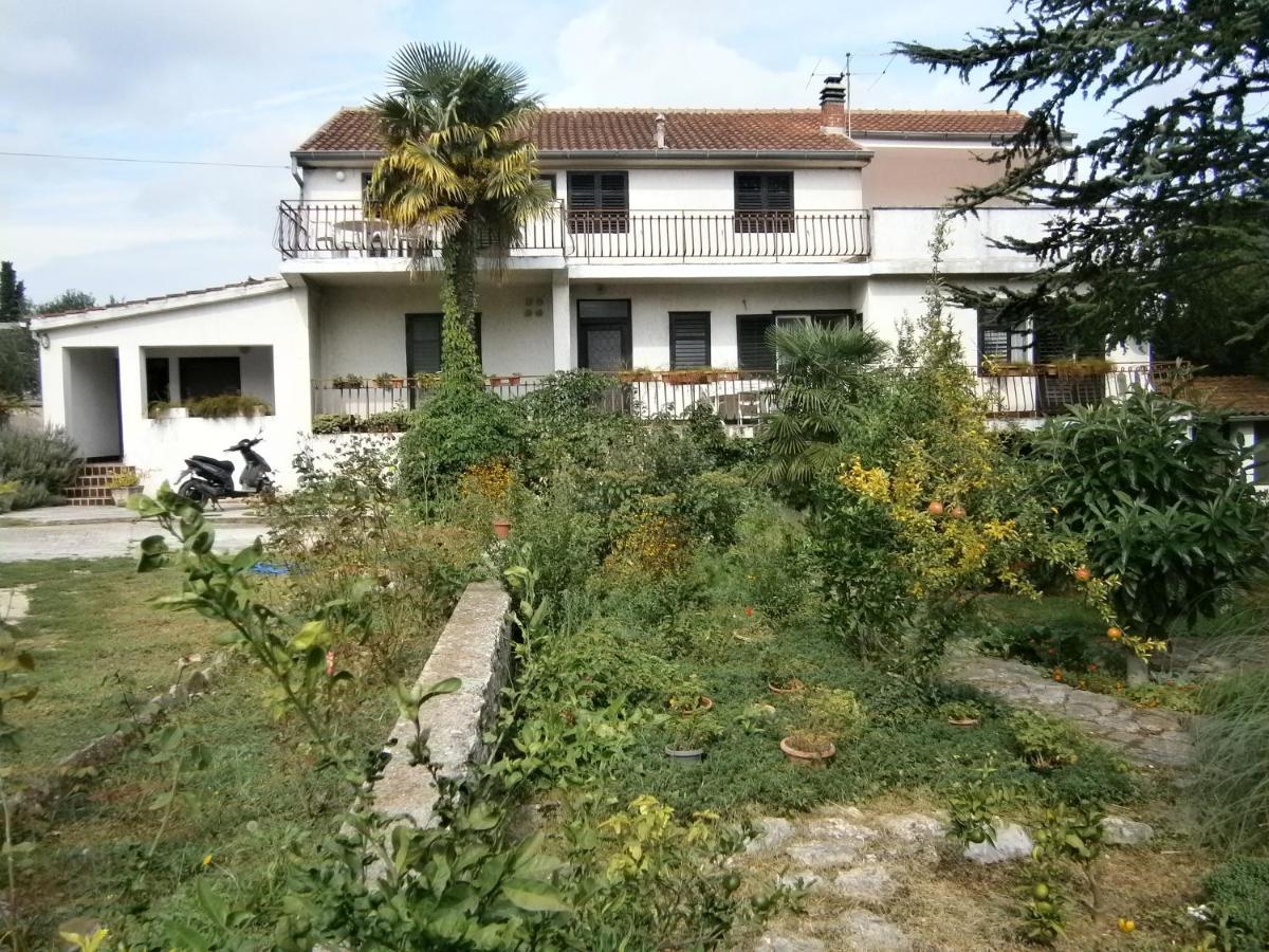Maria Apartments Vodice Exteriör bild