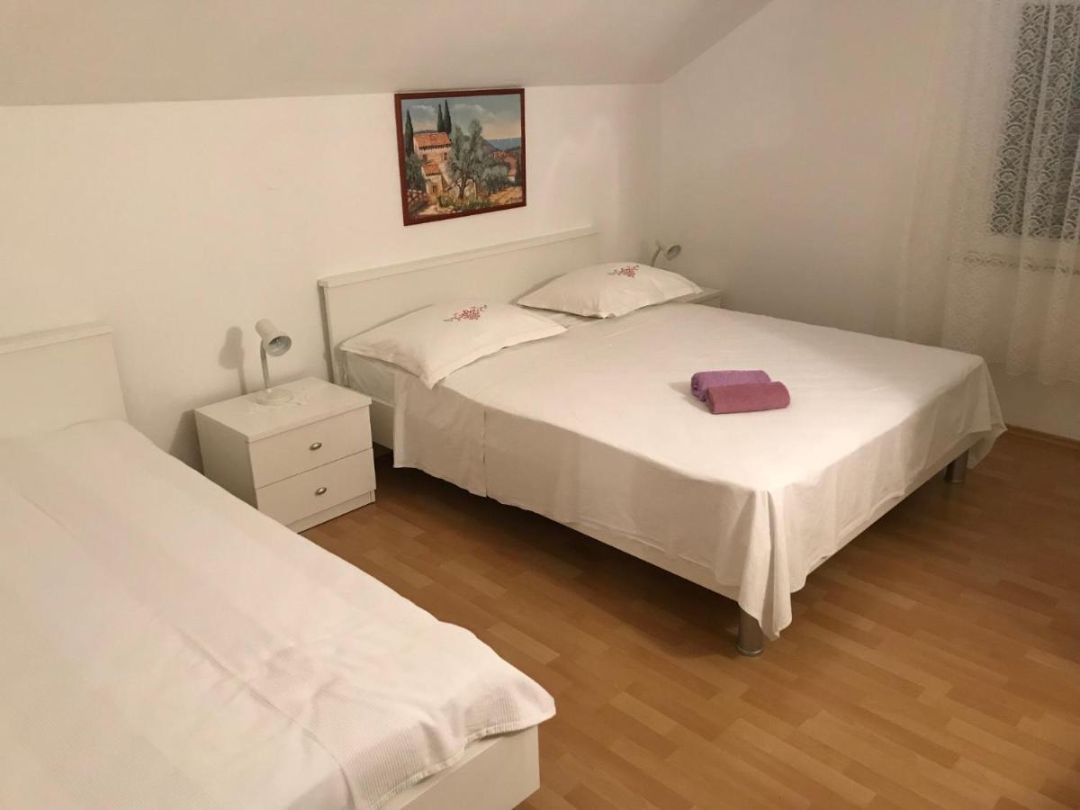 Maria Apartments Vodice Exteriör bild